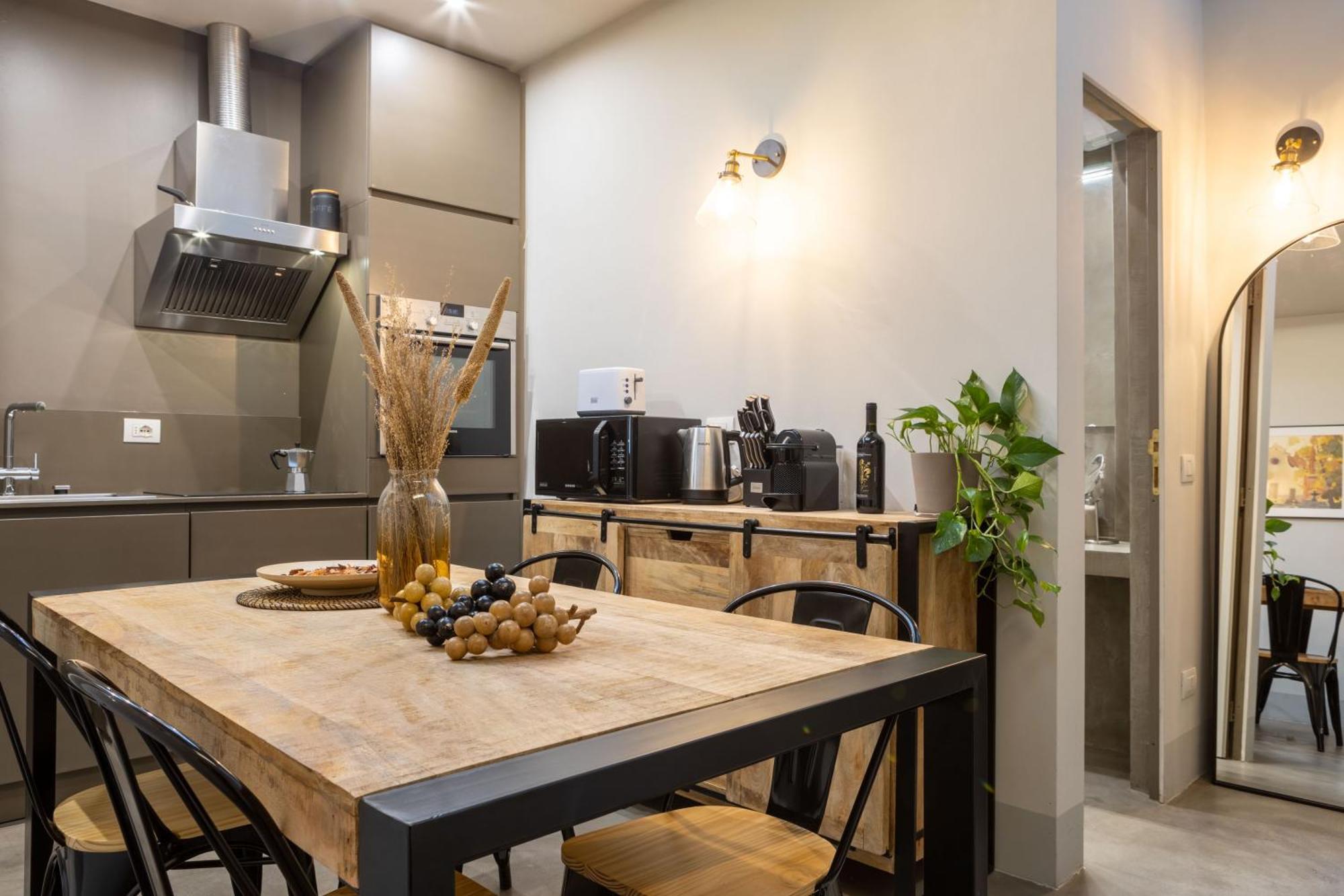 Santo Spirito Rooftop Retreat Florence