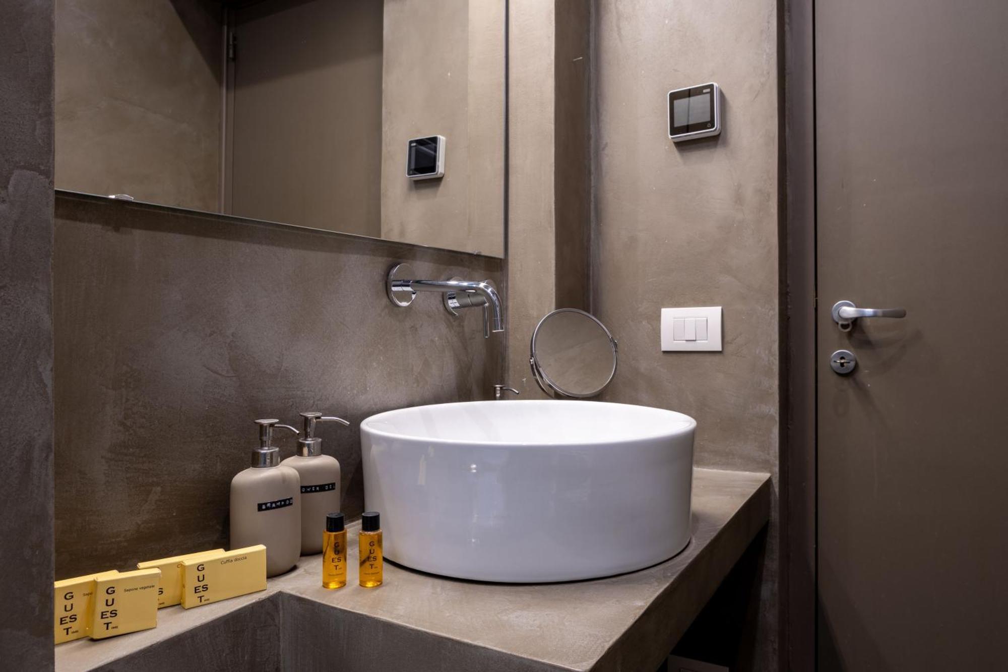 Santo Spirito Rooftop Retreat Apartment Florence